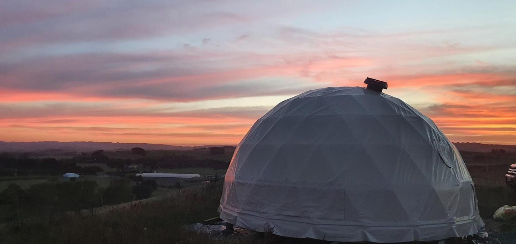 Отель 1 Waipu Off-Grid Eco Seaview Geodesic Glamping Dome Экстерьер фото